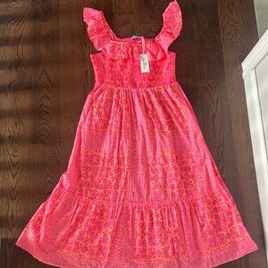 Vineyard Vines Dress. Size M. Smoked Ruffle Dress. New with Tags